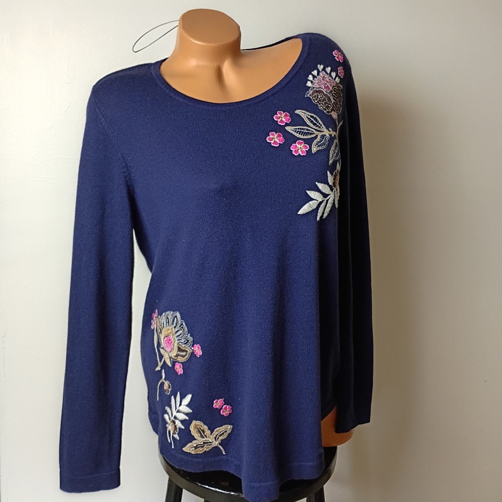 Chicos Navy Blue Floral Embroidered Long Sleeve Knit Top Size 2 L Large